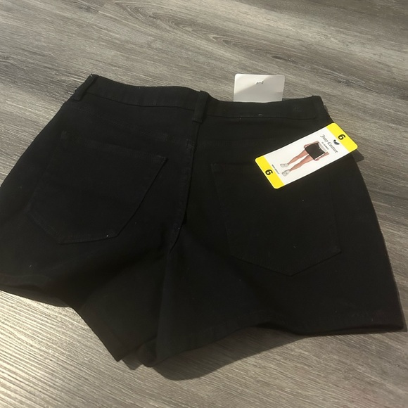 Juicy Couture Black Jean Shorts - Picture 4 of 6